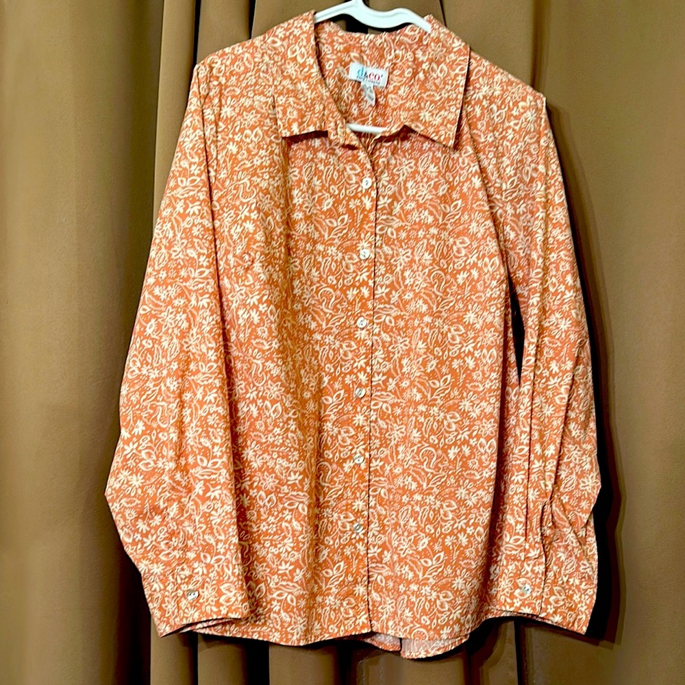 D&Co Womens Apricot Button down long sleeved shirt